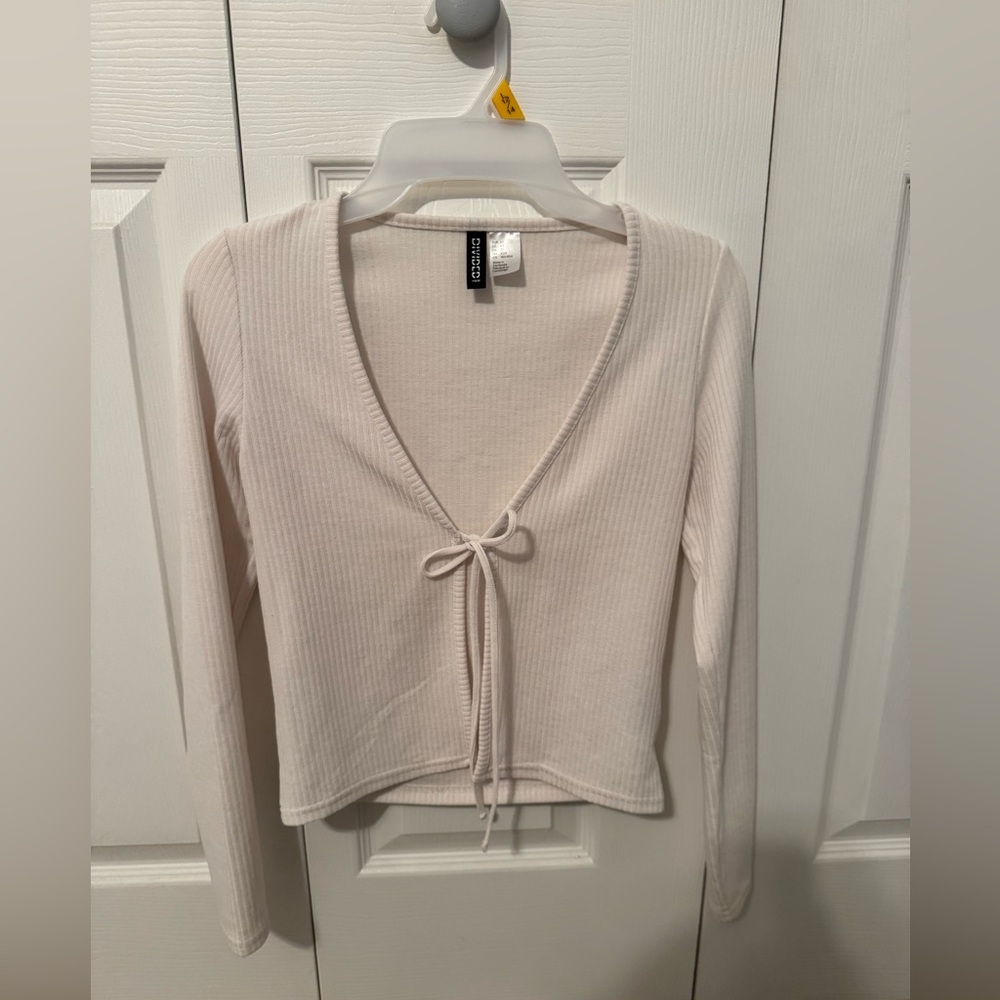 H&M Divided Cream Ribbed Top